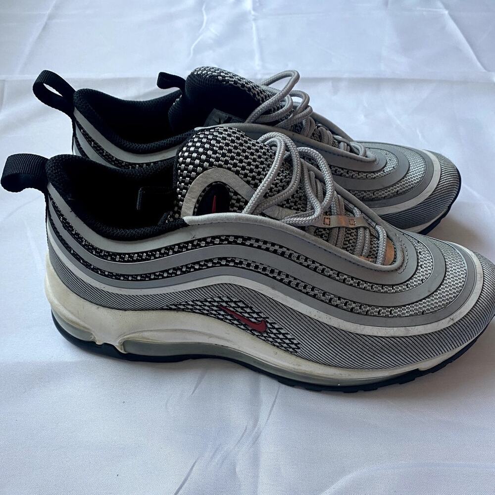 Nike Air max 97 Silver Bullet OG GS Size 5Y